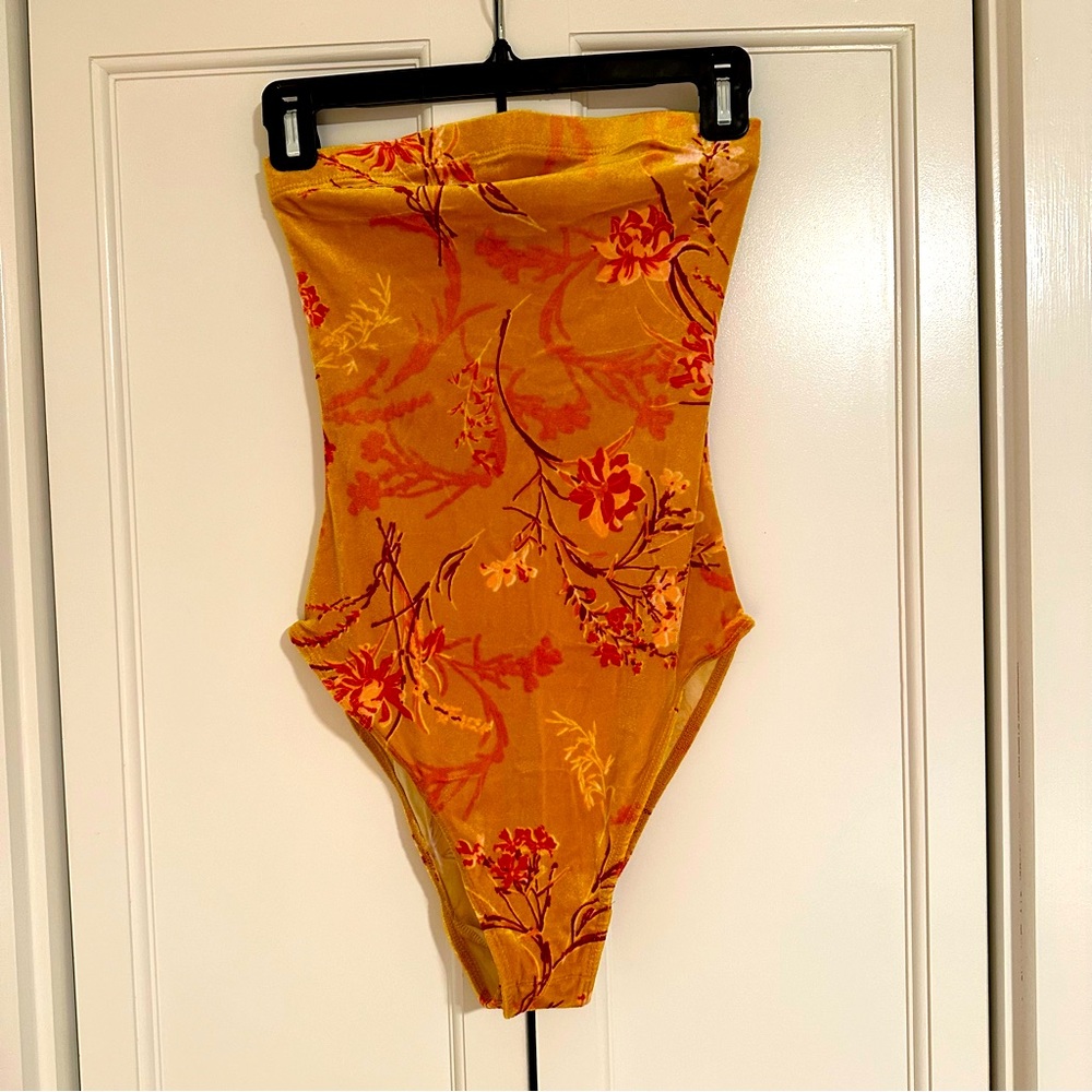 Urban Outfitters OU Out From Under Goldenrod bodysuit women’s size medium